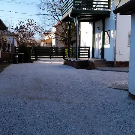 Bamboo Apartman Siofok Exterior photo