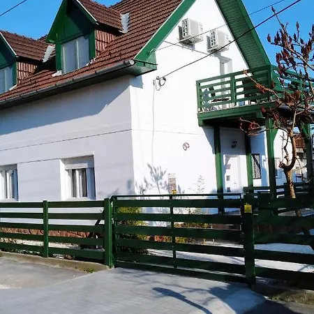 Bamboo Apartman Siofok Exterior photo